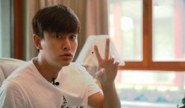 娱乐吃瓜酱开朗大男孩,揭秘开朗大男孩的欢乐生活